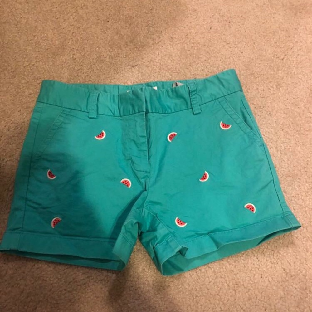 kids vineyard vines shorts size 12